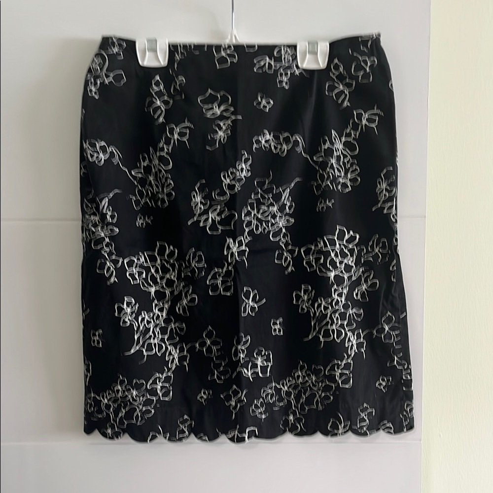 Spenser Jeremy Black and white Scalloped Pencil Skirt